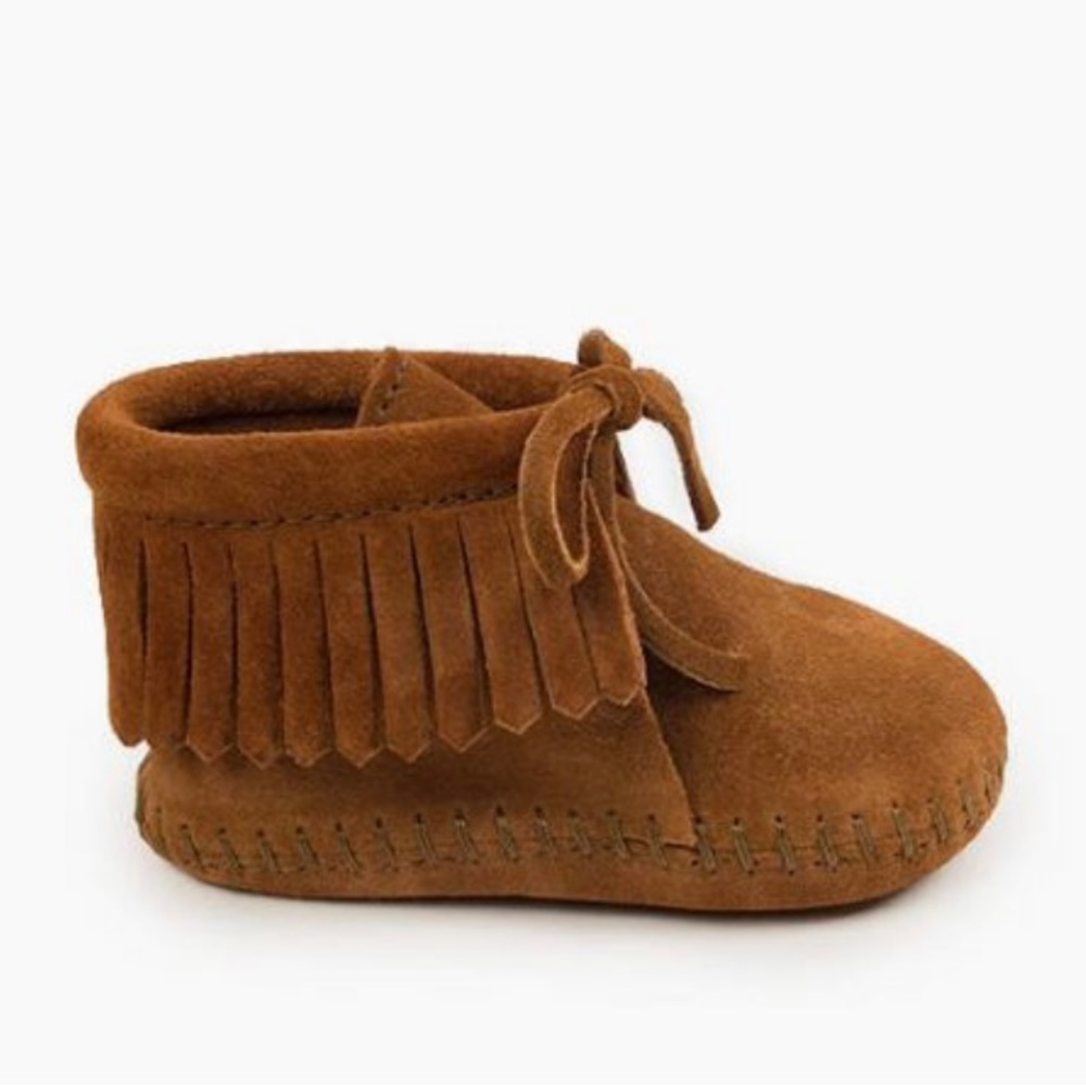 Minnetonka size 2 brown suede baby fringe boots